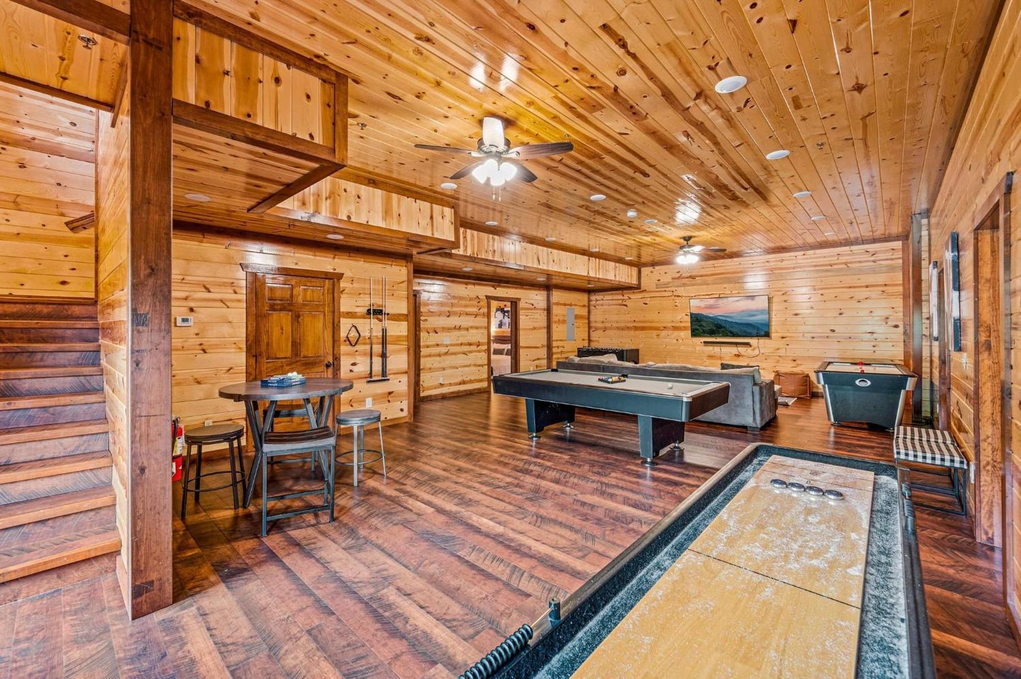 Smokey'S Paradise By Avantstay Sleeps 22 Pool Севьервилл Экстерьер фото